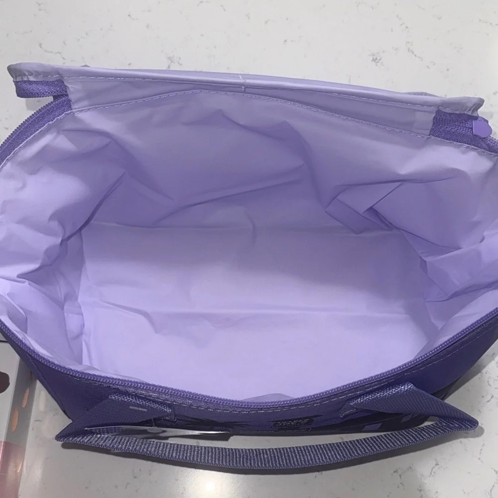Trader Joe's Bundle - Purple Mini Insulated Lunch Bag with Hand Cream & Lip Mask - Picture 5 of 9